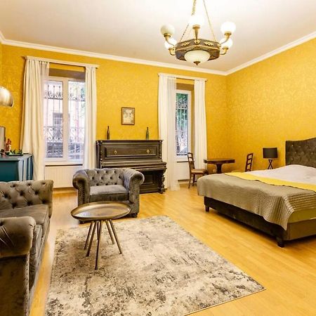 טביליסי Old Piano Apartment מראה חיצוני תמונה